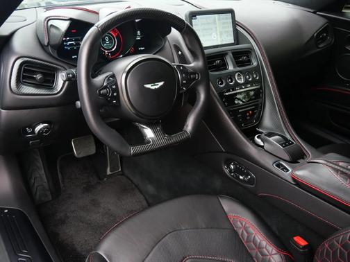 2019 Aston Martin DBS Superleggera Coupe