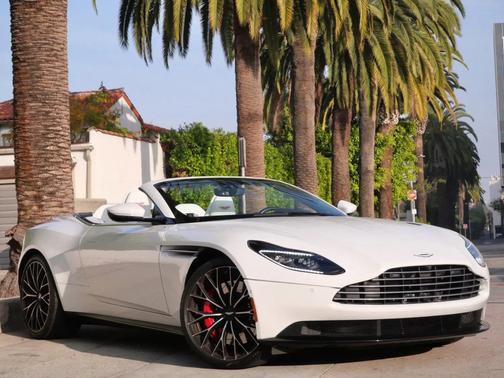 2023 Aston Martin DB11 V8 Volante