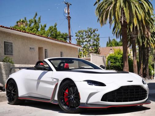 2023 Aston Martin Vantage V12 Roadster