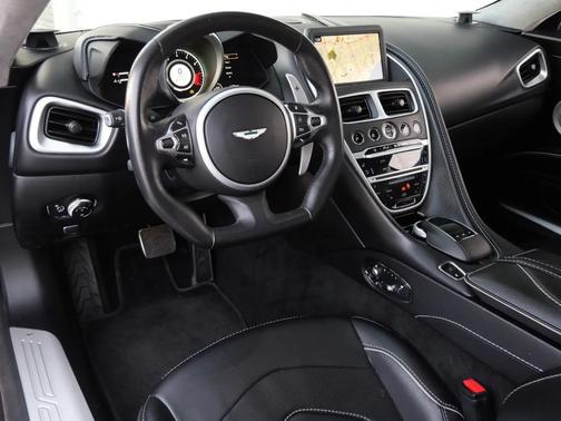2019 Aston Martin DBS Superleggera Coupe