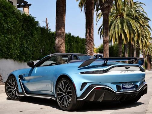 2023 Aston Martin Vantage V12 Roadster