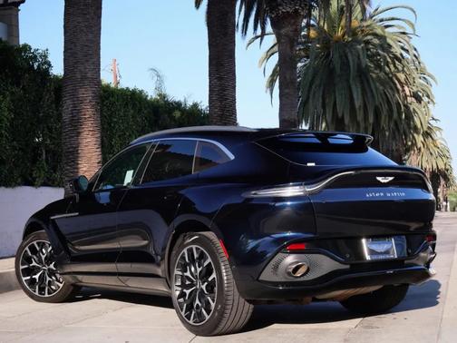 2021 Aston Martin DBX SUV