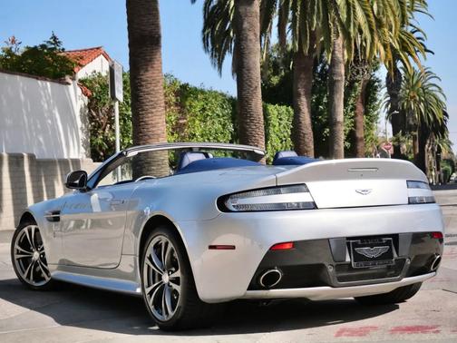 2017 Aston Martin V12 Vantage S S Roadster