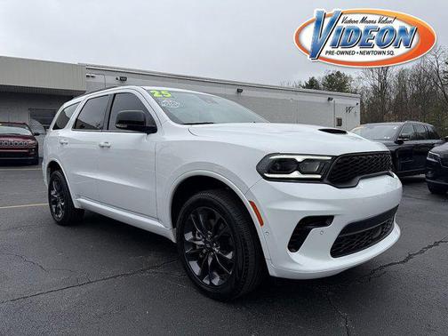 White Knuckle Clearcoat 2025 Dodge Durango GT Plus
