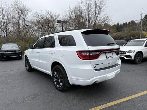 White Knuckle Clearcoat 2025 Dodge Durango GT Plus