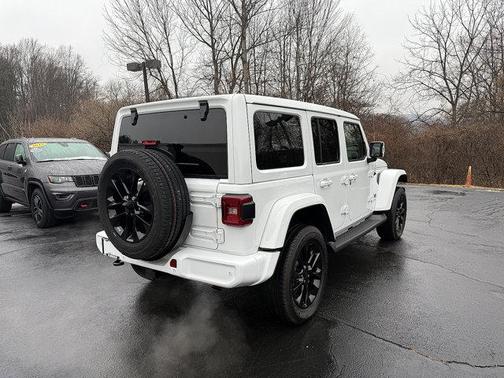 2022 Jeep Wrangler Unlimited High Altitude 4x4