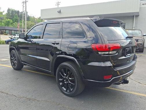 2017 Jeep Grand Cherokee Altitude