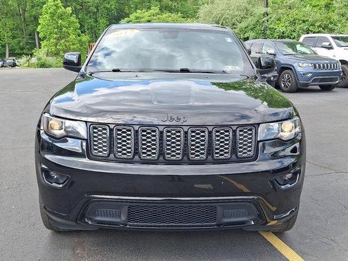 2017 Jeep Grand Cherokee Altitude