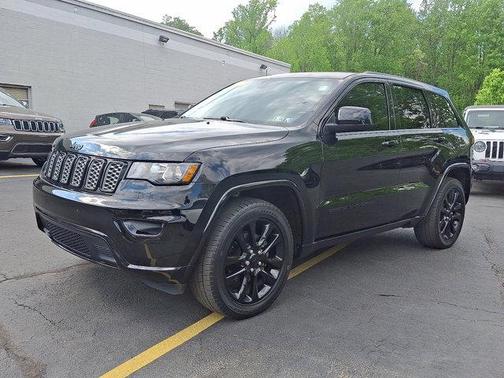 2017 Jeep Grand Cherokee Altitude
