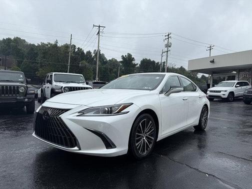 2022 Lexus ES 350 Base