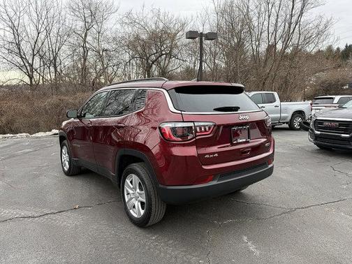 2022 Jeep Compass Latitude