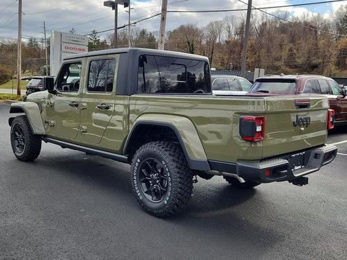 2026 Jeep Gladiator Willys 4x4