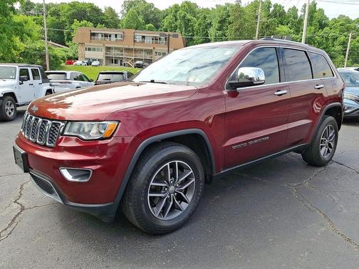 Velvet Red Pearlcoat 2017 Jeep Grand Cherokee Limited