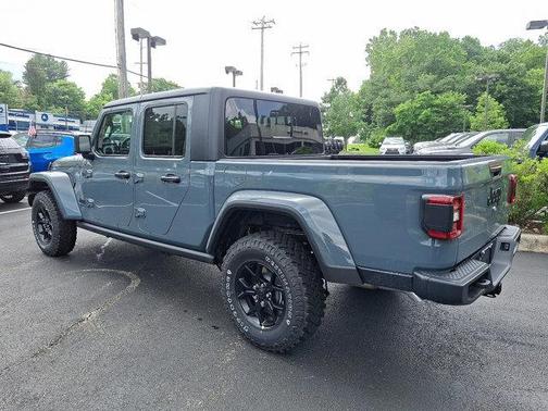 2025 Jeep Gladiator Willys