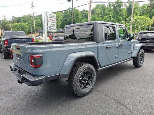 2025 Jeep Gladiator Willys