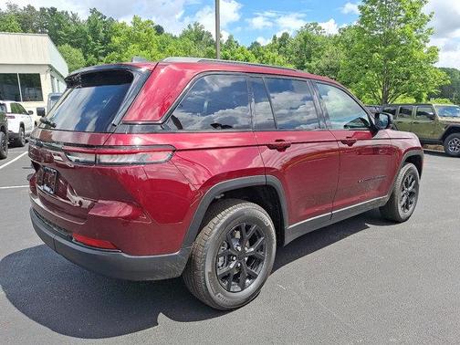 2025 Jeep Grand Cherokee Altitude