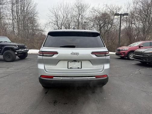 2025 Jeep Grand Cherokee L Laredo
