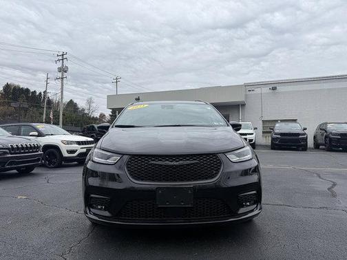 2021 Chrysler Pacifica Touring L