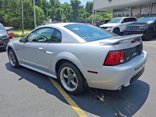 2003 Ford Mustang GT Premium