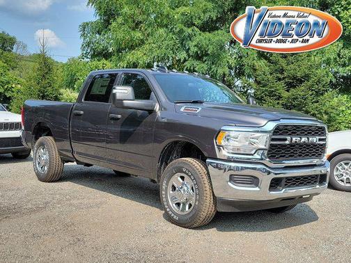 2024 RAM 2500 Tradesman Crew Cab 4x4 6'4' Box