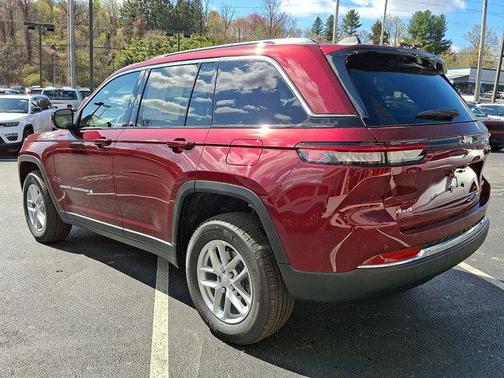 Velvet Red Pearlcoat 2026 Jeep Grand Cherokee Altitude
