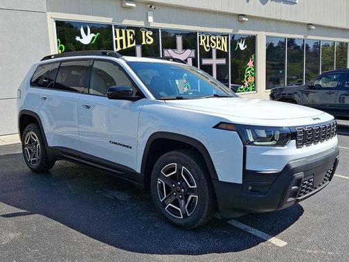 Bright White Clearcoat 2026 Jeep Cherokee Laredo 4x4