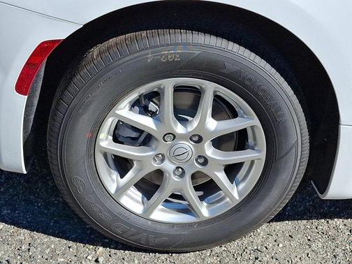 2026 Chrysler Voyager LX