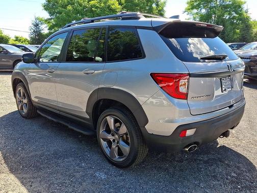 Lunar Silver Metallic 2019 Honda Passport Touring