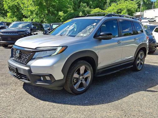 Lunar Silver Metallic 2019 Honda Passport Touring