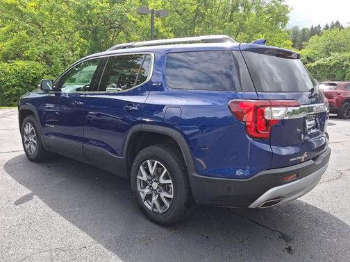 2023 GMC Acadia AWD SLT