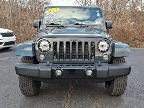 2017 Jeep Wrangler Unlimited Smoky Mountain 4x4