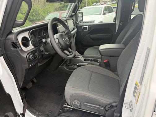 Bright White Clearcoat 2025 Jeep Wrangler 4xe Willys