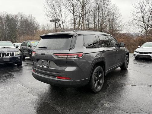 2023 Jeep Grand Cherokee L Altitude