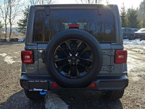 2022 Jeep Wrangler Unlimited 4xe Sahara
