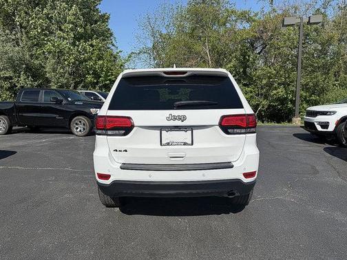 Bright White Clearcoat 2021 Jeep Grand Cherokee Freedom 4x4