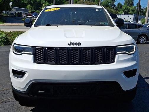 Bright White Clearcoat 2021 Jeep Grand Cherokee Freedom 4x4