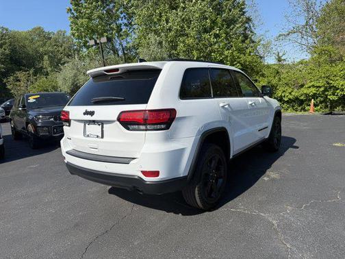 Bright White Clearcoat 2021 Jeep Grand Cherokee Freedom 4x4