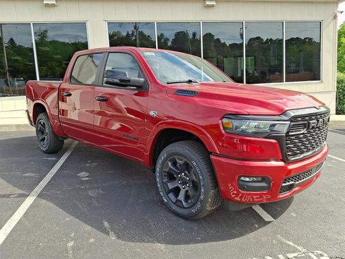 Molten Red Pearlcoat 2026 RAM 1500 Big Horn/Lone Star