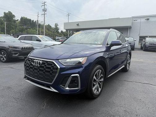 2022 Audi Q5 45 S line Premium Plus
