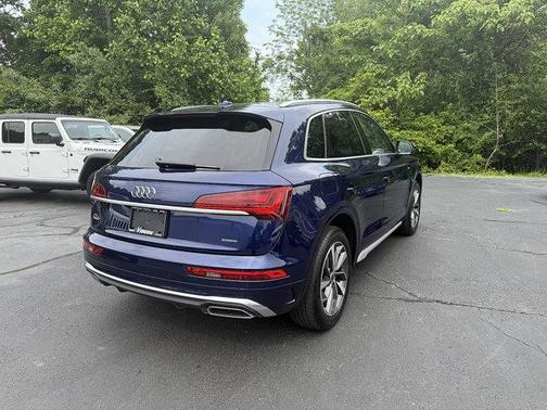 2022 Audi Q5 45 S line Premium Plus