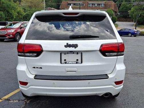 2017 Jeep Grand Cherokee Altitude