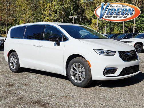 2026 Chrysler Pacifica L