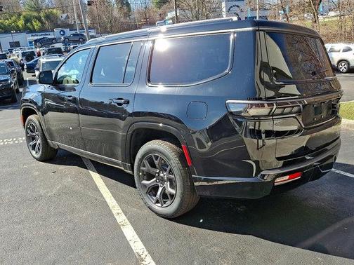 High Gloss Black 2026 Jeep Grand Wagoneer Limited Altitude 4x4
