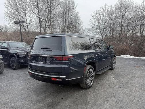 2023 Jeep Wagoneer L Series I 4x4