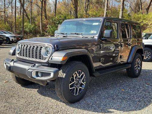 2026 Jeep Wrangler 4-Door Sahara 4x4