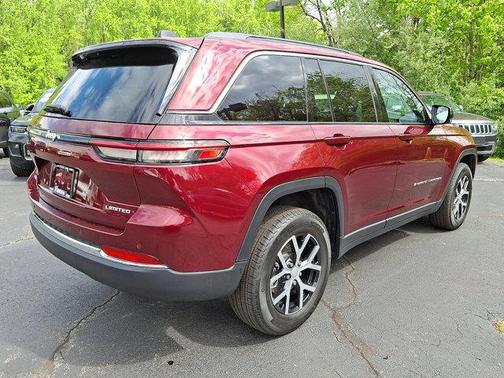 Velvet Red Pearlcoat 2025 Jeep Grand Cherokee Limited