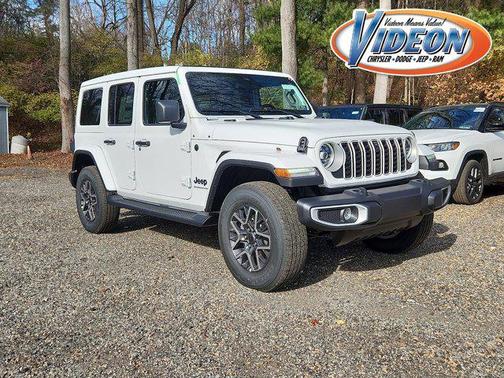 2026 Jeep Wrangler 4-Door Sahara 4x4