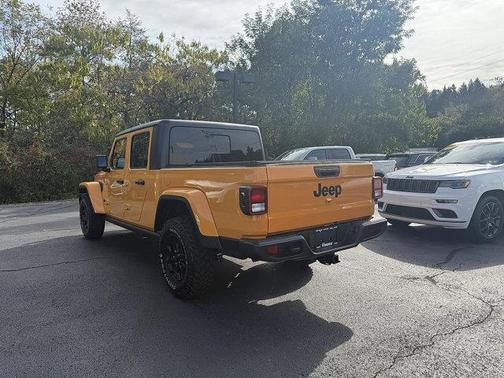 2021 Jeep Gladiator Sport