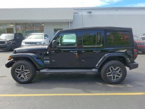 2024 Jeep Wrangler 4-Door Sahara 4x4