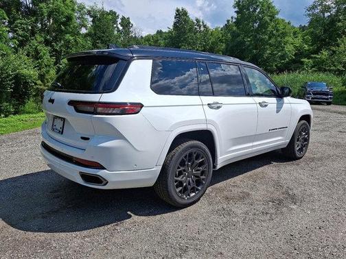 2025 Jeep Grand Cherokee L Summit